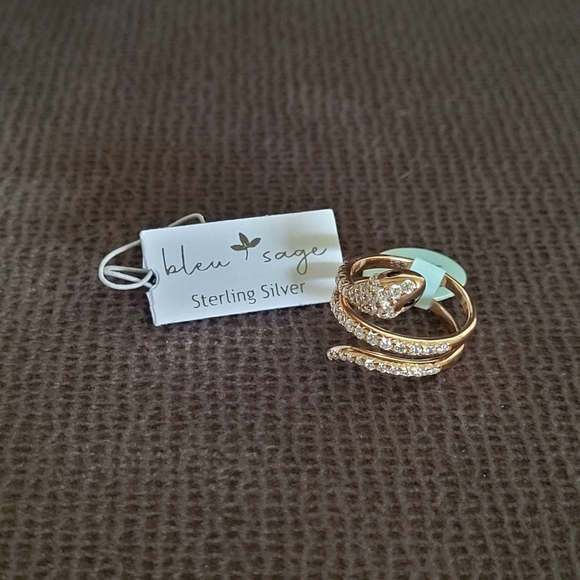 bleu💙 sage Gold💛 Serpent🐍 Ring💍 - NWT - Picture 2 of 16